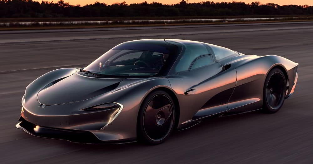 Крутой автомобиль McLaren Speedtail