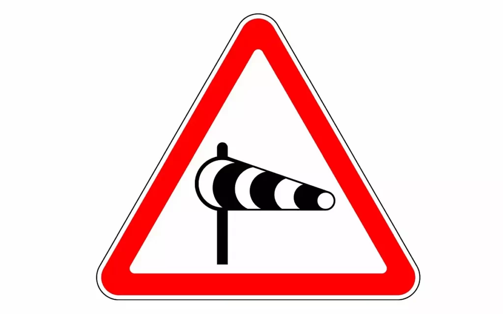Предупреждающие дорожные знаки Боковой ветер