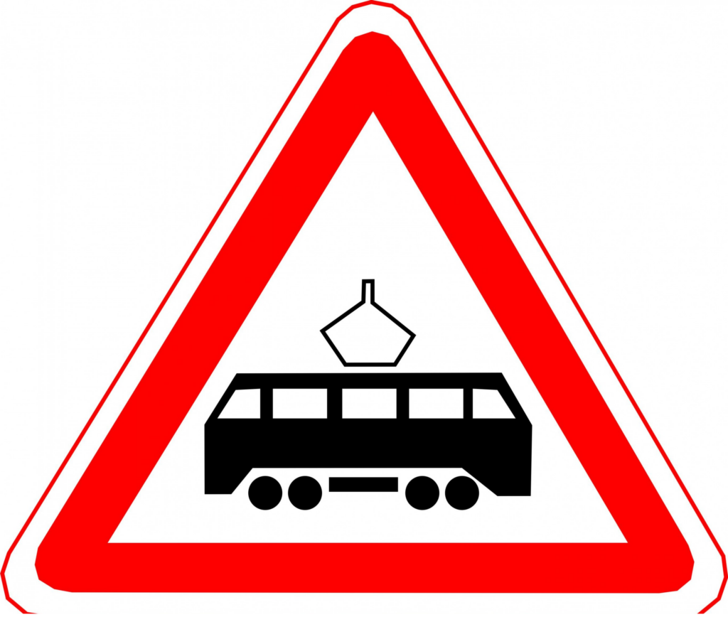 Предупреждающие дорожные знаки Пересечение с трамвайными путями